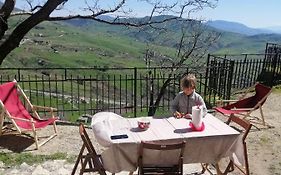 La Casa del Poeta , un romantico chalet da mille e una notte